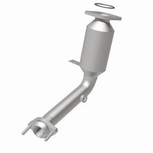 Load image into Gallery viewer, MagnaFlow Exhaust Products 21-373 OEM Grade Direct-Fit Catalytic Converter for Select Ford Five Hundred, Ford Freestyle, Mercury Montego