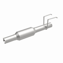 Load image into Gallery viewer, MagnaFlow Exhaust Products 3391292 California CARB Direct-Fit Catalytic Converter for Select Dodge B150, Dodge B1500, Dodge B250, Dodge B2500, Dodge B350, Dodge B3500