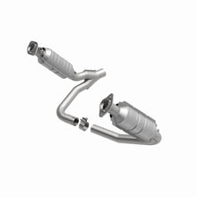 Load image into Gallery viewer, MagnaFlow Exhaust Products 24397 HM Grade Direct-Fit Catalytic Converter for Select Dodge Dakota, Mitsubishi Raider