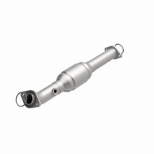 Load image into Gallery viewer, MagnaFlow Exhaust Products 93661 HM Grade Direct-Fit Catalytic Converter for Select Toyota Tacoma