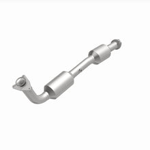 Load image into Gallery viewer, MagnaFlow Exhaust Products 93458 HM Grade Direct-Fit Catalytic Converter for Select Toyota Sequoia, Toyota Tundra