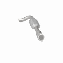 Load image into Gallery viewer, MagnaFlow Exhaust Products 447179 California CARB Direct-Fit Catalytic Converter for Select Ford E-150 Econoline, Ford E-150 Econoline Club Wagon, Ford E-250 Econoline