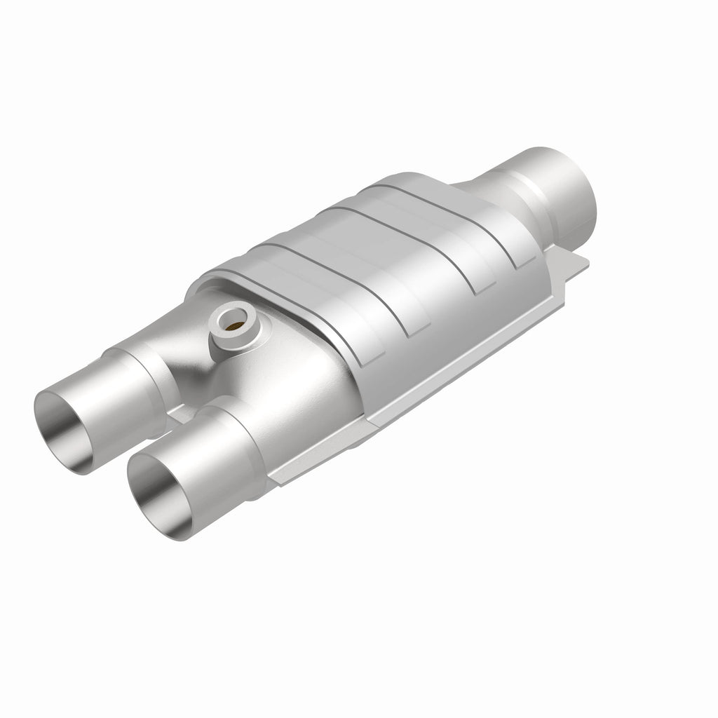 MagnaFlow Exhaust Products 99047HM HM Grade Universal Catalytic Converter for Select Chevrolet Express 1500, Chevrolet Express 2500, GMC Savana 1500, GMC Savana
