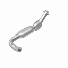 Load image into Gallery viewer, MagnaFlow Exhaust Products 93390 HM Grade Direct-Fit Catalytic Converter for Select Ford E-150 Econoline, Ford E-150 Econoline Club Wagon