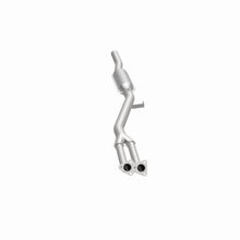 Load image into Gallery viewer, MagnaFlow Exhaust Products 93685 Standard Grade Direct-Fit Catalytic Converter for Select BMW 850CSi, BMW 850Ci, BMW 850i