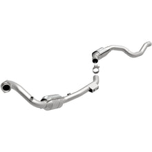 Load image into Gallery viewer, MagnaFlow Exhaust Products 447277 California CARB Direct-Fit Catalytic Converter for Select Mercedes-Benz ML430