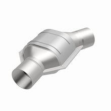 Load image into Gallery viewer, MagnaFlow Exhaust Products 99176HM HM Grade Universal Catalytic Converter for Select Ford E-150, Ford E-150 Club Wagon, Ford E-150 Econoline, Ford E-150 Econoline Club Wagon, Ford E-250, Ford E-250 Econoline, Ford Expedition, Ford F-150, Ford F-150