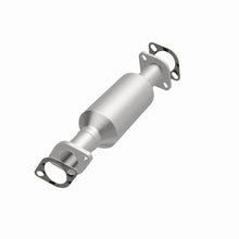 Load image into Gallery viewer, MagnaFlow Exhaust Products 4481878 California CARB Direct-Fit Catalytic Converter for Select Hyundai Sonata