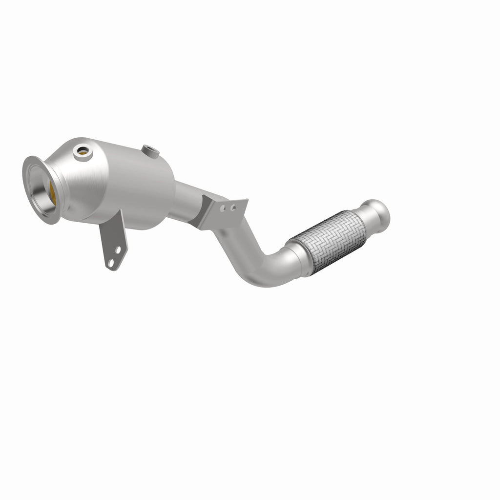 MagnaFlow Exhaust Products 21-897 OEM Grade Direct-Fit Catalytic Converter for Select Mercedes-Benz Metris