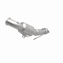 Load image into Gallery viewer, MagnaFlow Exhaust Products 5551253 California CARB Direct-Fit Catalytic Converter for Select Ford Escape