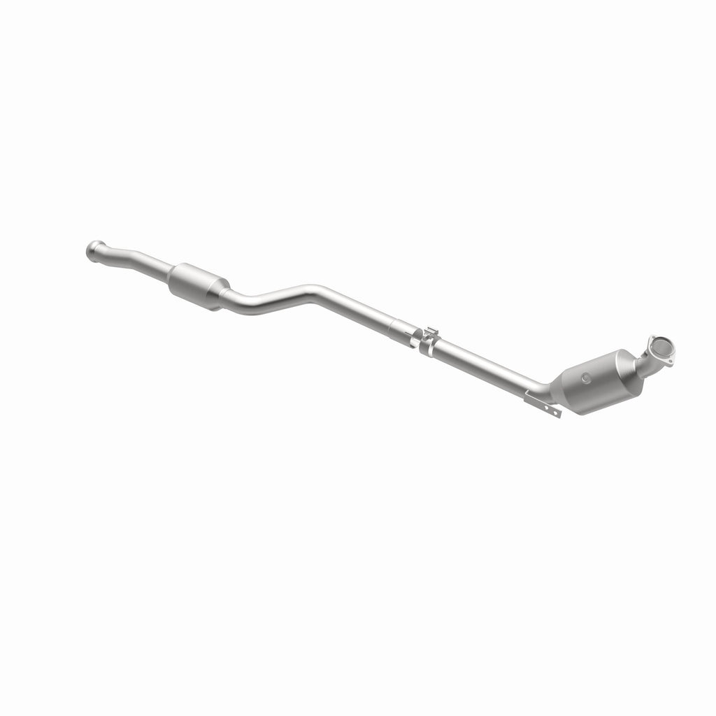MagnaFlow Exhaust Products 21-492 OEM Grade Direct-Fit Catalytic Converter for Select Mercedes-Benz C300, Mercedes-Benz C350, Mercedes-Benz E350
