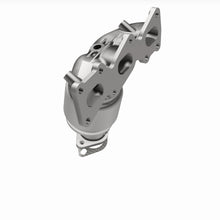 Load image into Gallery viewer, MagnaFlow Exhaust Products 5531855 California CARB Manifold Catalytic Converter for Select Hyundai Azera, Hyundai Sonata