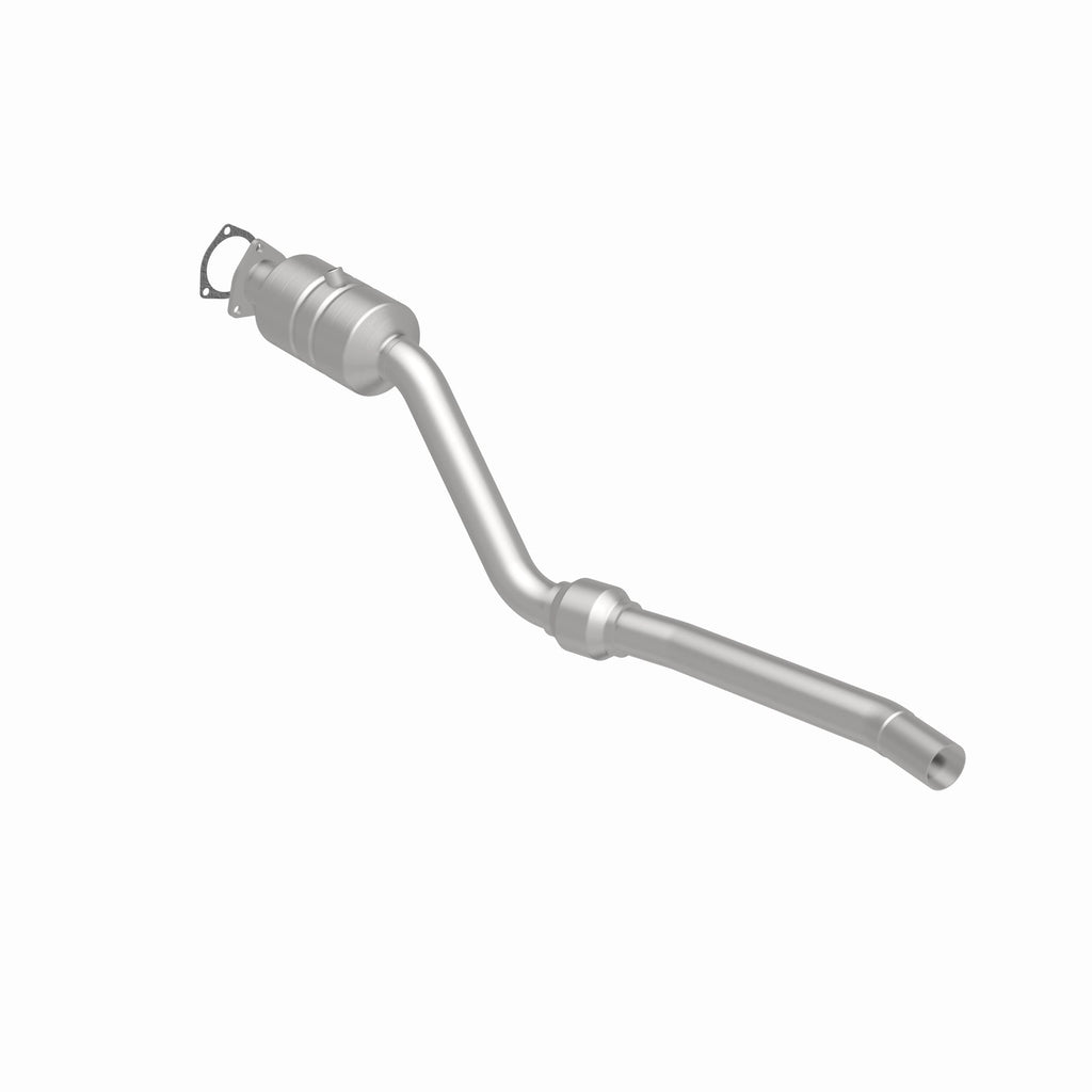 MagnaFlow Exhaust Products 51461 OEM Grade Direct-Fit Catalytic Converter for Select Audi A4, Audi A4 Quattro