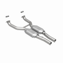 Load image into Gallery viewer, MagnaFlow Exhaust Products 4481988 California CARB Direct-Fit Catalytic Converter for Select Chevrolet Corvette