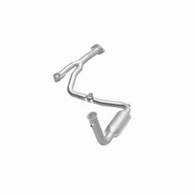 Load image into Gallery viewer, MagnaFlow Exhaust Products 93382 HM Grade Direct-Fit Catalytic Converter for Select Jeep Liberty