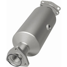 Load image into Gallery viewer, MagnaFlow Exhaust Products 5661912 California CARB Direct-Fit Catalytic Converter for Select Honda Accord