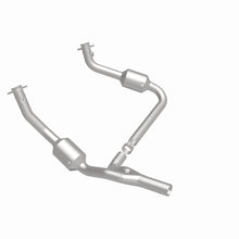 Load image into Gallery viewer, MagnaFlow Exhaust Products 21-458 OEM Grade Direct-Fit Catalytic Converter for Select Jeep Wrangler
