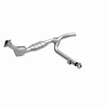 Load image into Gallery viewer, MagnaFlow Exhaust Products 23016 HM Grade Direct-Fit Catalytic Converter for Select Ford F-150, Ford F-150 Heritage