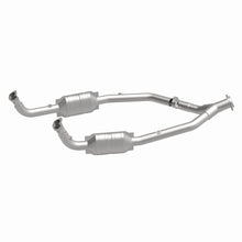 Load image into Gallery viewer, MagnaFlow Exhaust Products 93689 HM Grade Direct-Fit Catalytic Converter for Select Land Rover Discovery