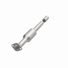 Load image into Gallery viewer, MagnaFlow Exhaust Products 5671034 California CARB Direct-Fit Catalytic Converter for Select Mitsubishi Galant
