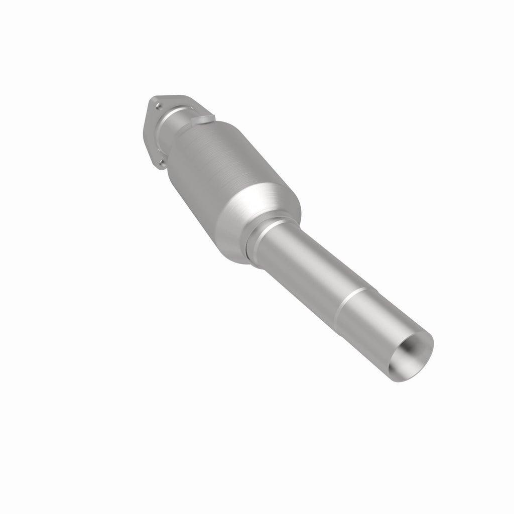 MagnaFlow Exhaust Products 22915 Standard Grade Direct-Fit Catalytic Converter for Select Volkswagen Corrado, Volkswagen Golf, Volkswagen Jetta, Volkswagen Passat
