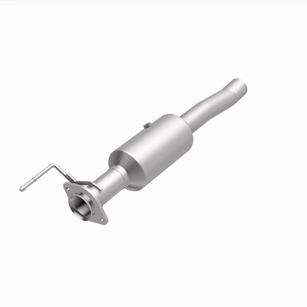 MagnaFlow Exhaust Products 280439 OEM Grade Direct-Fit Catalytic Converter for Select Ford F-450 Super Duty, Ford F-550 Super Duty