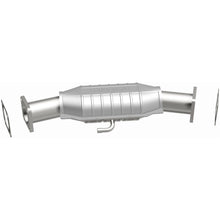 Load image into Gallery viewer, MagnaFlow Exhaust Products 3322430 California CARB Direct-Fit Catalytic Converter for Select Chevrolet Camaro, Chevrolet Corvette