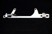 Load image into Gallery viewer, ADVANCED ENGINE DESIGN 6605C Chevy Throttle Cable &amp; Spring Bracket - 4500