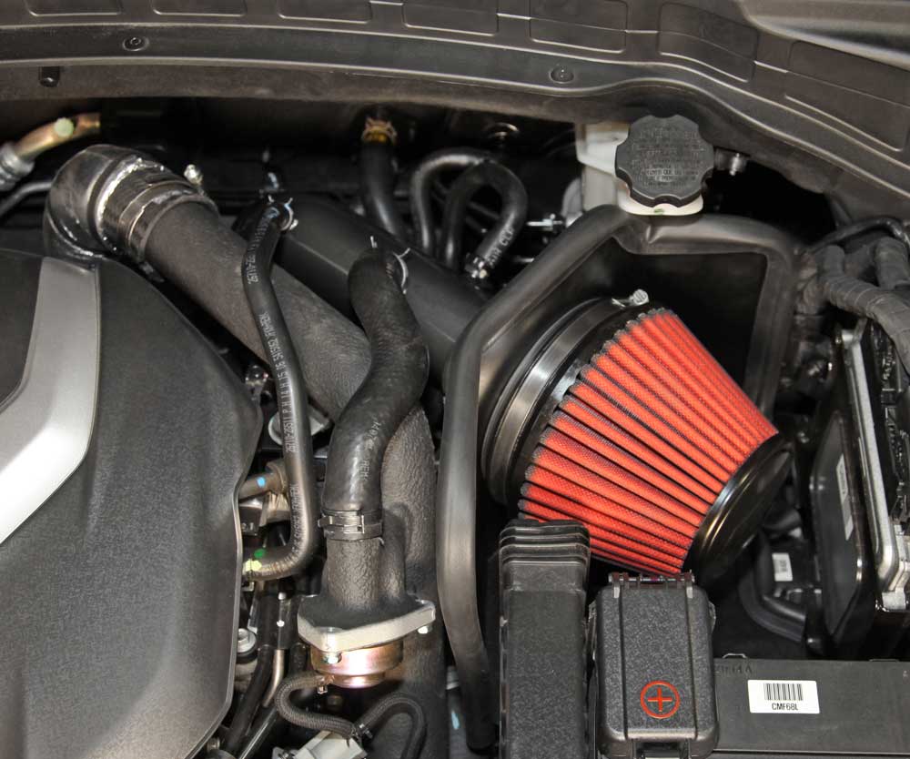 14-15-Hyundai-Sante-Fe-L4-2.0L---Cold-Air-Intake-System---Gunmetal-Gray
