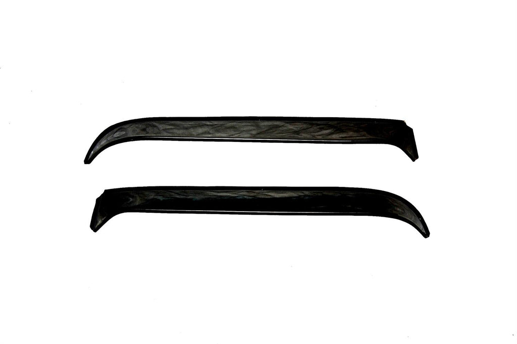Auto Ventshade AVS 52008 Ventshade; 2 pc.; Extra Wide; Silver for Select International 4200, International 4200LP, International 4300, International 4300LP, International 5000, International 9300, International 9400, International 9400i SBA