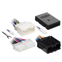 Load image into Gallery viewer, Metra Electronics AXTO-MI1 Amp Interface for Select Mitsubishi Eclipse, Mitsubishi Endeavor, Mitsubishi Galant