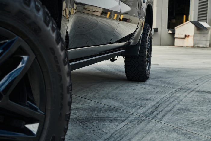 Body Armor 4x4 GM-4501 Body Armor 4X4 E-Steps for Select Chevrolet Silverado 1500, Chevrolet Silverado HD, Chevrolet Silverado HD, GMC Sierra 1500, GMC Sierra HD, GMC Sierra HD