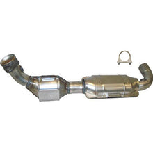 Load image into Gallery viewer, Walker Exhaust 14638 Ultra EPA Direct Fit Catalytic Converter