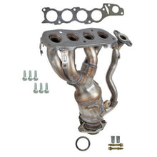 Load image into Gallery viewer, Walker Exhaust 14872 Ultra EPA Direct Fit Catalytic Converter with Integrated Exhaust Manifold
