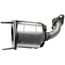 Load image into Gallery viewer, Walker Exhaust 16195 Ultra EPA Direct Fit Catalytic Converter 2.5" Outlet (ID)