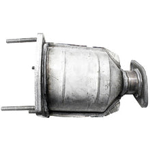 Load image into Gallery viewer, Walker Exhaust 16196 Ultra EPA Direct Fit Catalytic Converter