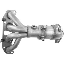 Load image into Gallery viewer, Walker Exhaust 16403 Ultra EPA Direct Fit Catalytic Converter with Integrated Exhaust Manifold