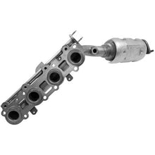 Load image into Gallery viewer, Walker Exhaust 16519 Ultra EPA Direct Fit Catalytic Converter with Integrated Exhaust Manifold