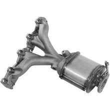 Load image into Gallery viewer, Walker Exhaust 16579 Ultra EPA Direct Fit Catalytic Converter with Integrated Exhaust Manifold