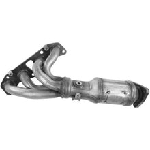 Load image into Gallery viewer, Walker Exhaust 16616 Ultra EPA Direct Fit Catalytic Converter with Integrated Exhaust Manifold