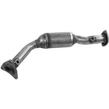 Load image into Gallery viewer, Walker Exhaust 16696 Ultra EPA Direct Fit Catalytic Converter