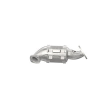 Load image into Gallery viewer, Walker Exhaust 16948 Ultra EPA Direct Fit Catalytic Converter with Integrated Exhaust Manifold
