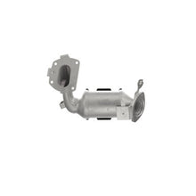 Load image into Gallery viewer, Walker Exhaust 16950 Ultra EPA Direct Fit Catalytic Converter with Integrated Exhaust Manifold