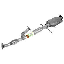 Load image into Gallery viewer, Walker Exhaust 50479 Ultra EPA Direct Fit Catalytic Converter