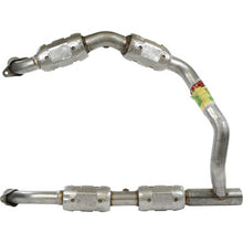 Load image into Gallery viewer, Walker Exhaust 50493 Ultra EPA Direct Fit Catalytic Converter 3" Inlet (ID) 3" Outlet (OD)
