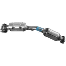 Load image into Gallery viewer, Walker Exhaust 53769 Ultra EPA Direct Fit Catalytic Converter