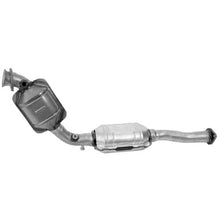Load image into Gallery viewer, Walker Exhaust 54345 Ultra EPA Direct Fit Catalytic Converter 2.875" Inlet (ID)