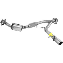 Load image into Gallery viewer, Walker Exhaust 54816 Ultra EPA Direct Fit Catalytic Converter 2.5" Inlet (ID) 3" Outlet (OD)