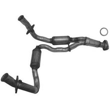 Load image into Gallery viewer, Walker Exhaust 73078 Ultra EPA Direct Fit Catalytic Converter