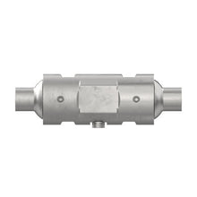 Load image into Gallery viewer, Walker Exhaust 92226 Ultra EPA Universal Catalytic Converter 11" Round, 3" Inlet/Outlet, midbed O2